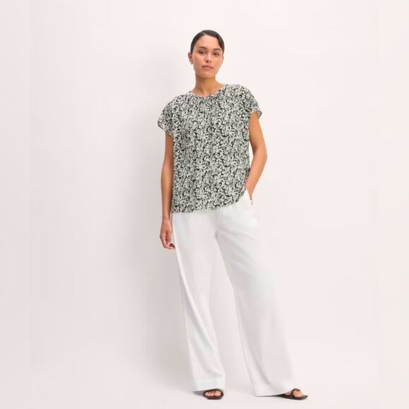 🆕 NWT Everlane The Gathered Neck Top Blouse Floral Flower Capped Sleeve Sz XXS - Picture 3 of 16